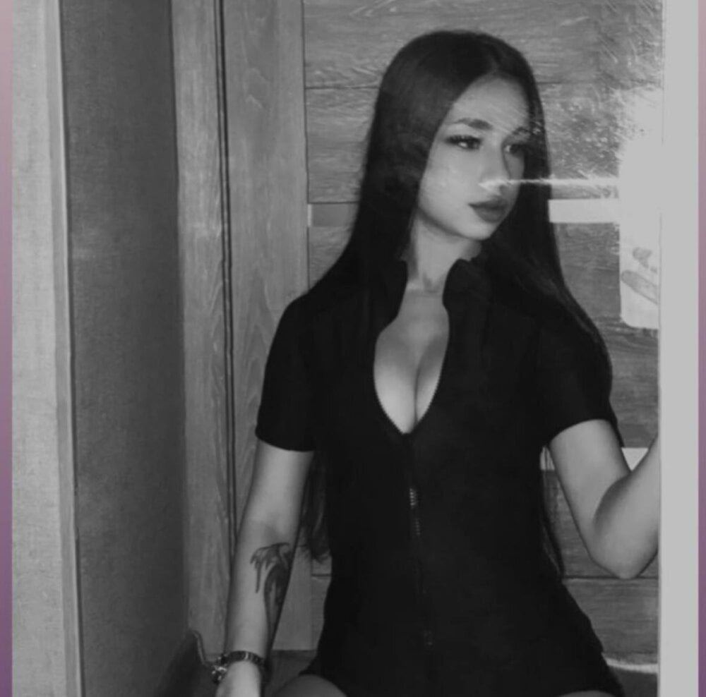 Amina_XDoll