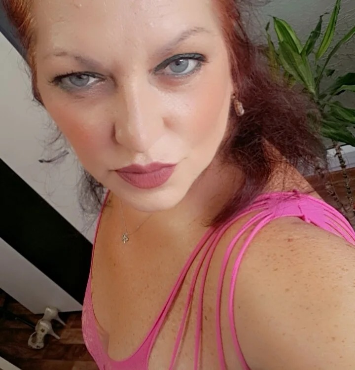 Azaleea_70