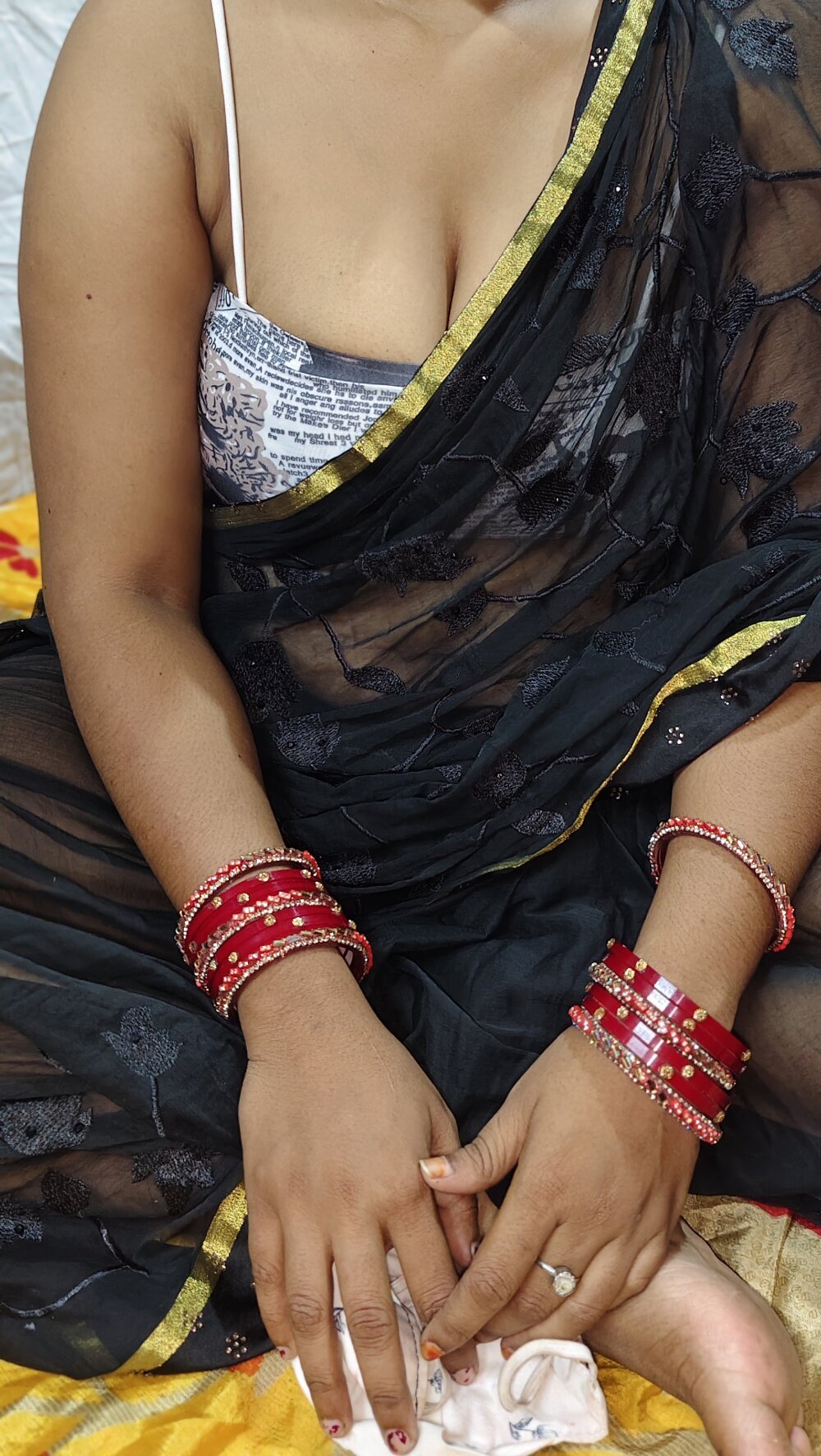 Bengoli_bhabhi_sanaya
