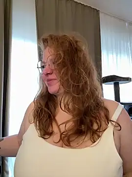 BustyBella11