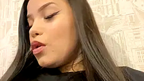 chloe-moon
