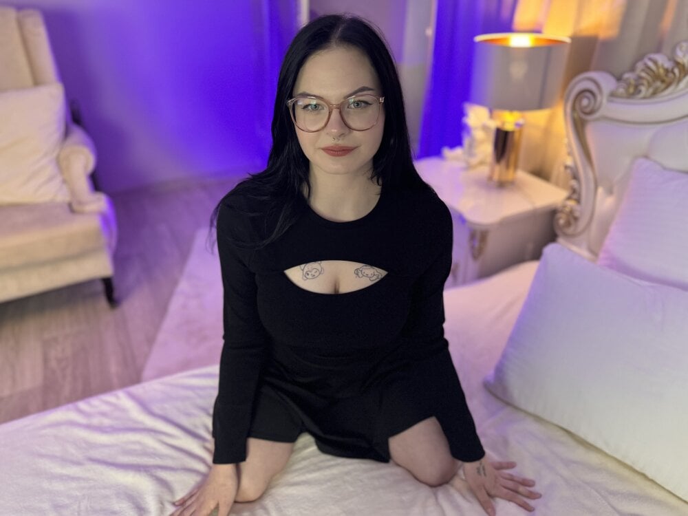 Cindy_Mills
