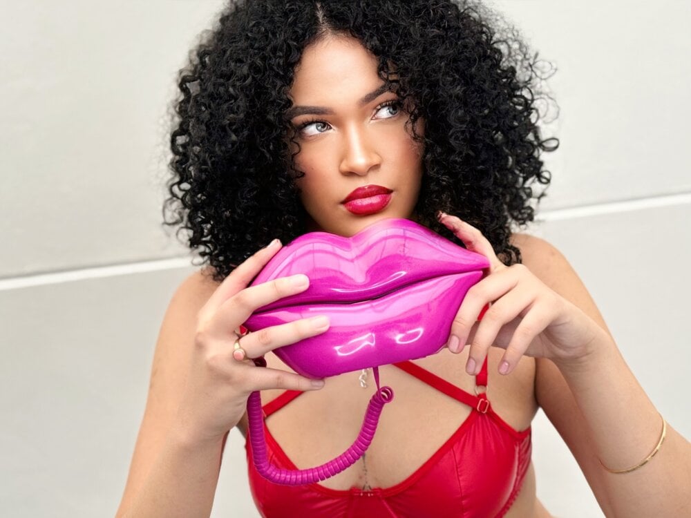 CurlySueXXX