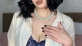curvywoman