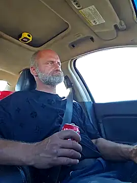 DatingProfile_USA_43_str8