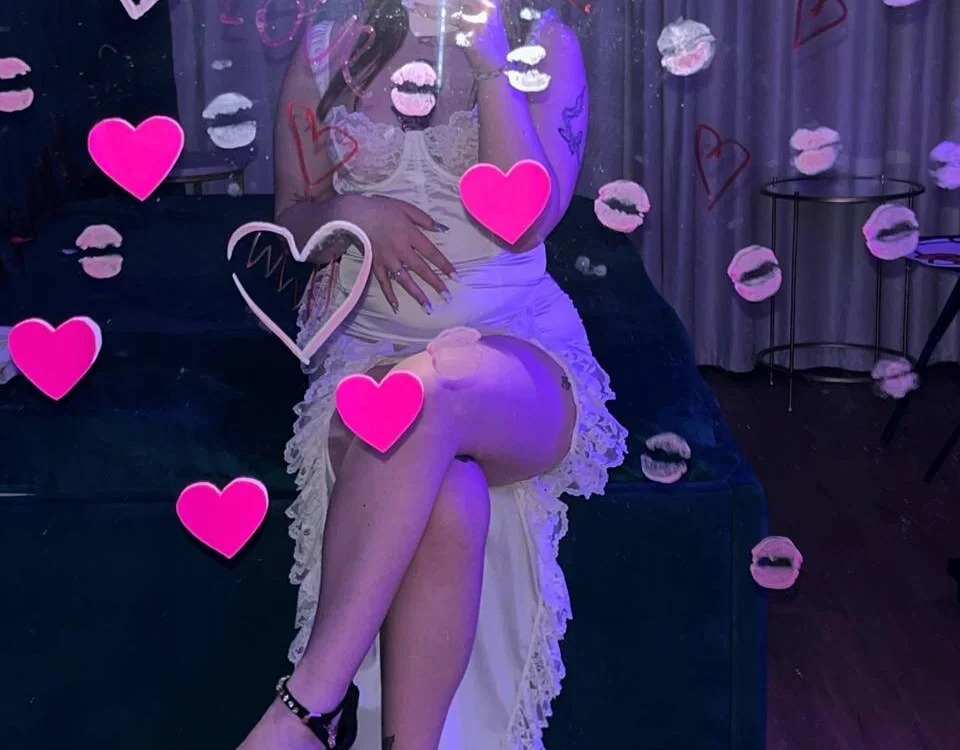 ElinaVale