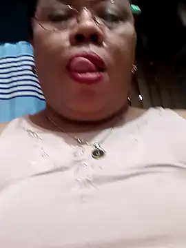 Huge_mama69