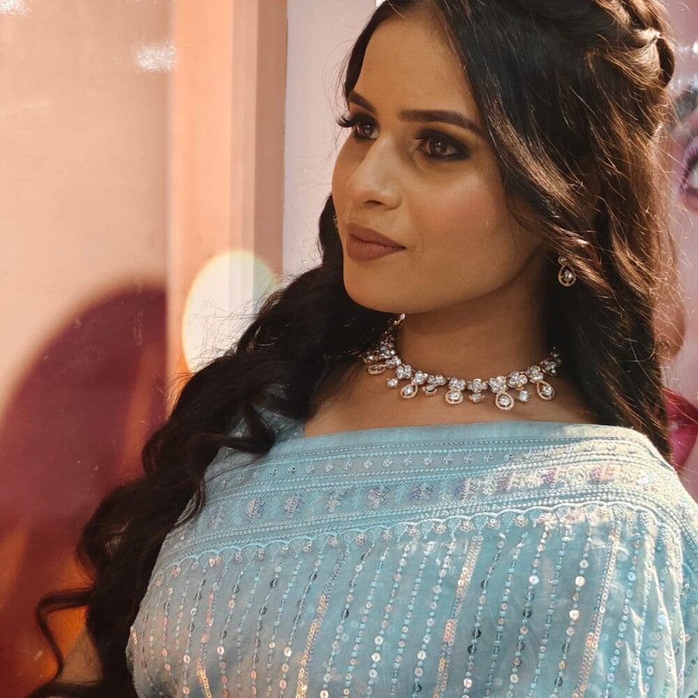 KARISHMA-STRIP