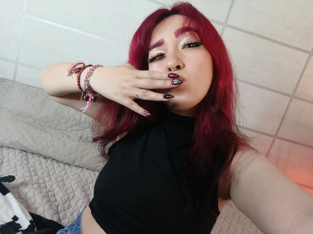 Leah_cherry