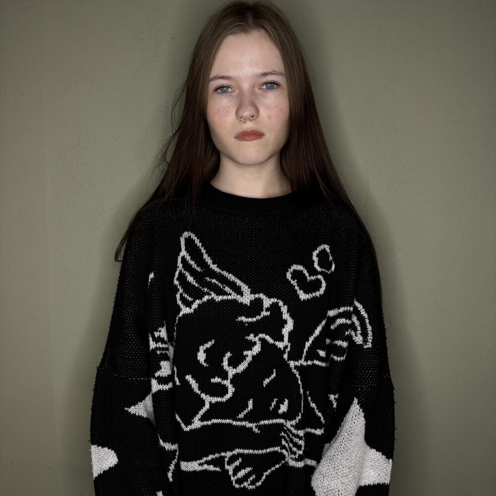 LynHillaire