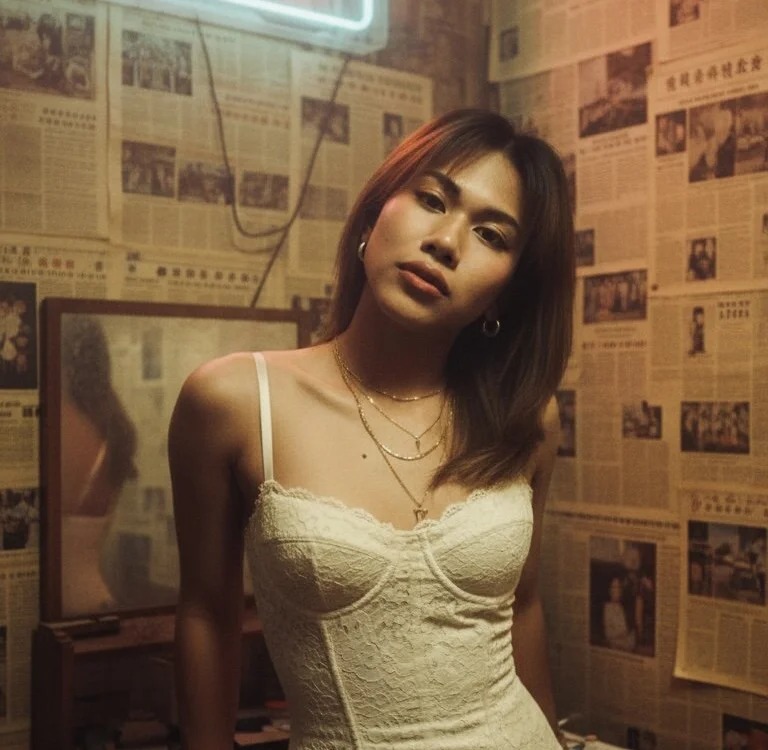 Mae_Kith_Loose