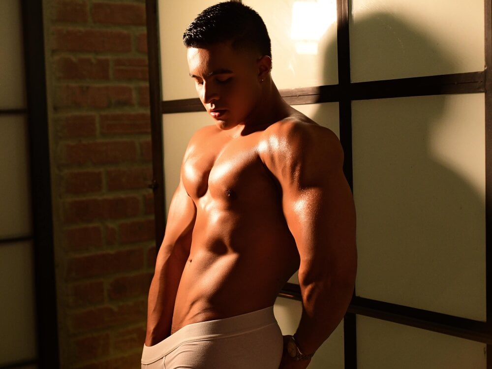 Mason_bennet