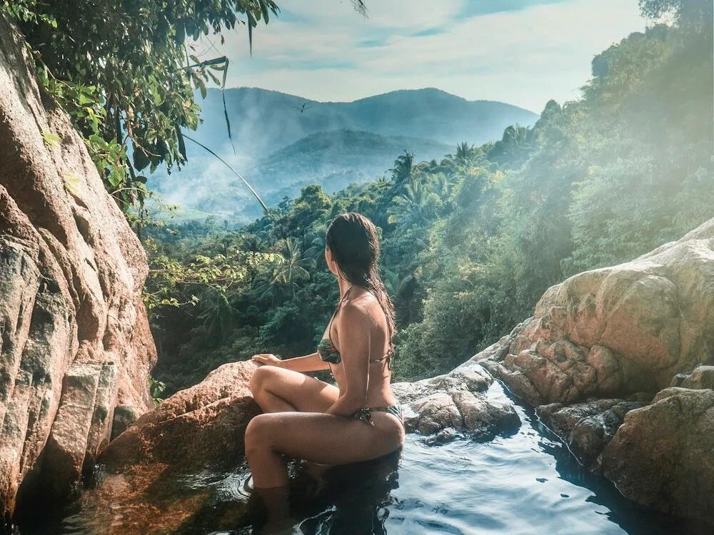 Mela889