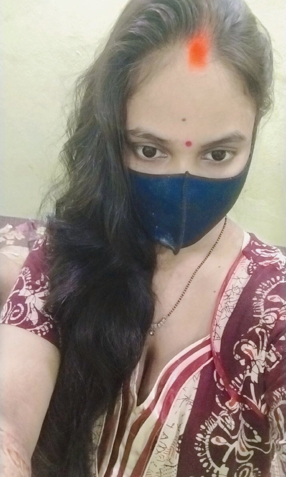 Sexy_rakhi