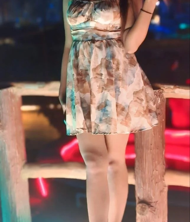 Sizzling_Charu