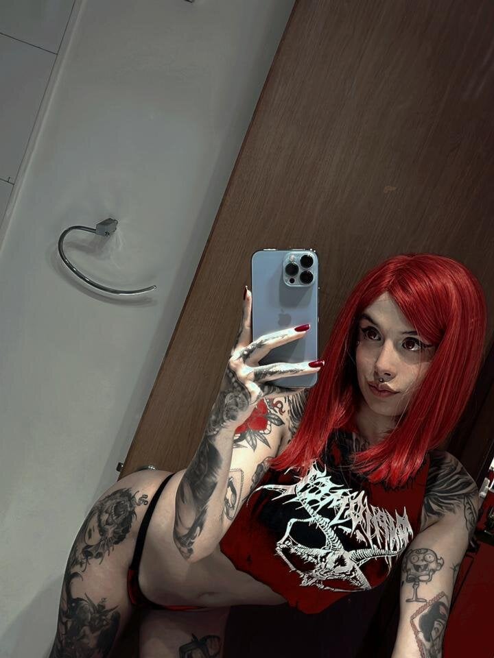 antoniaacxx
