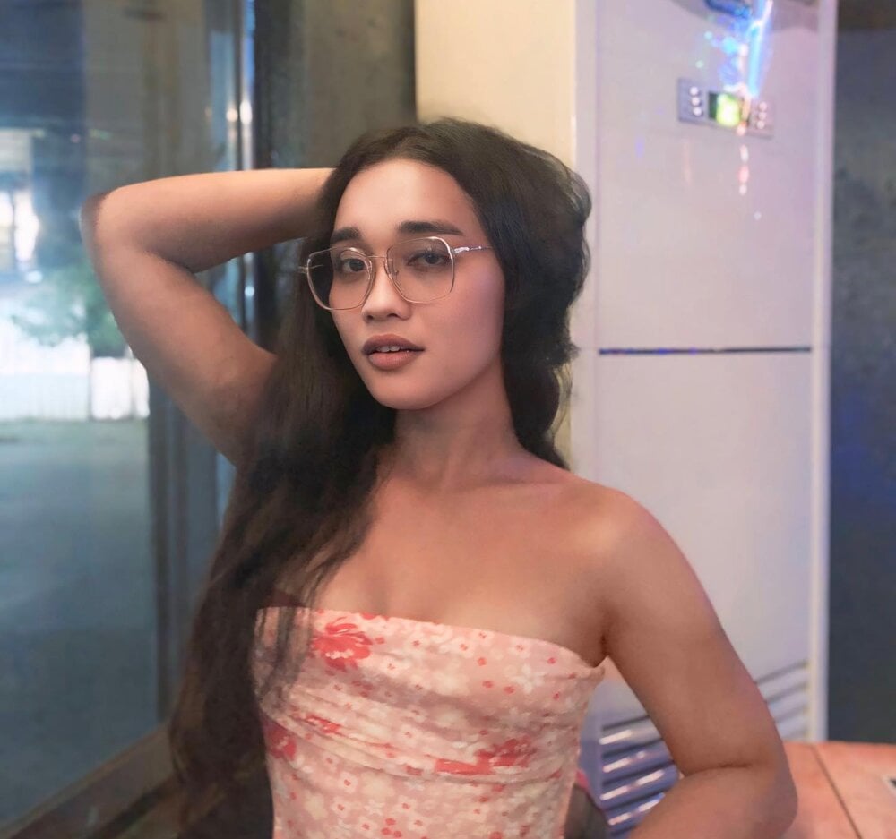 asian_cumstarrhian