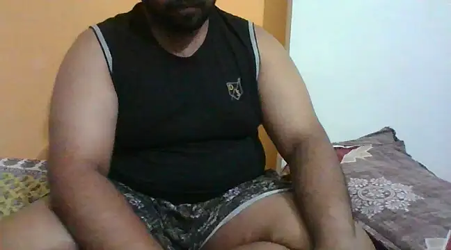 chubby_exhibitionist