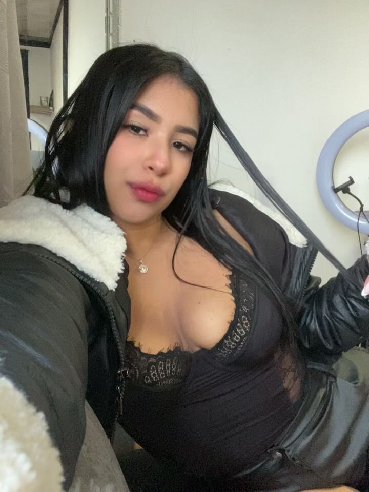 evy_hotmilf45