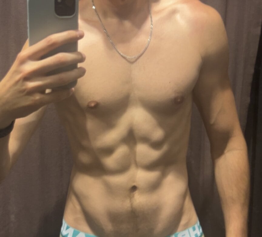 fit_guy_hot
