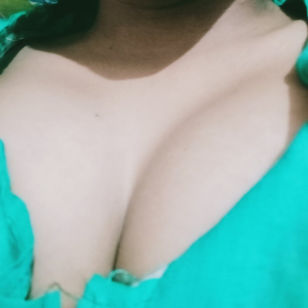 kaviyaponnu0987