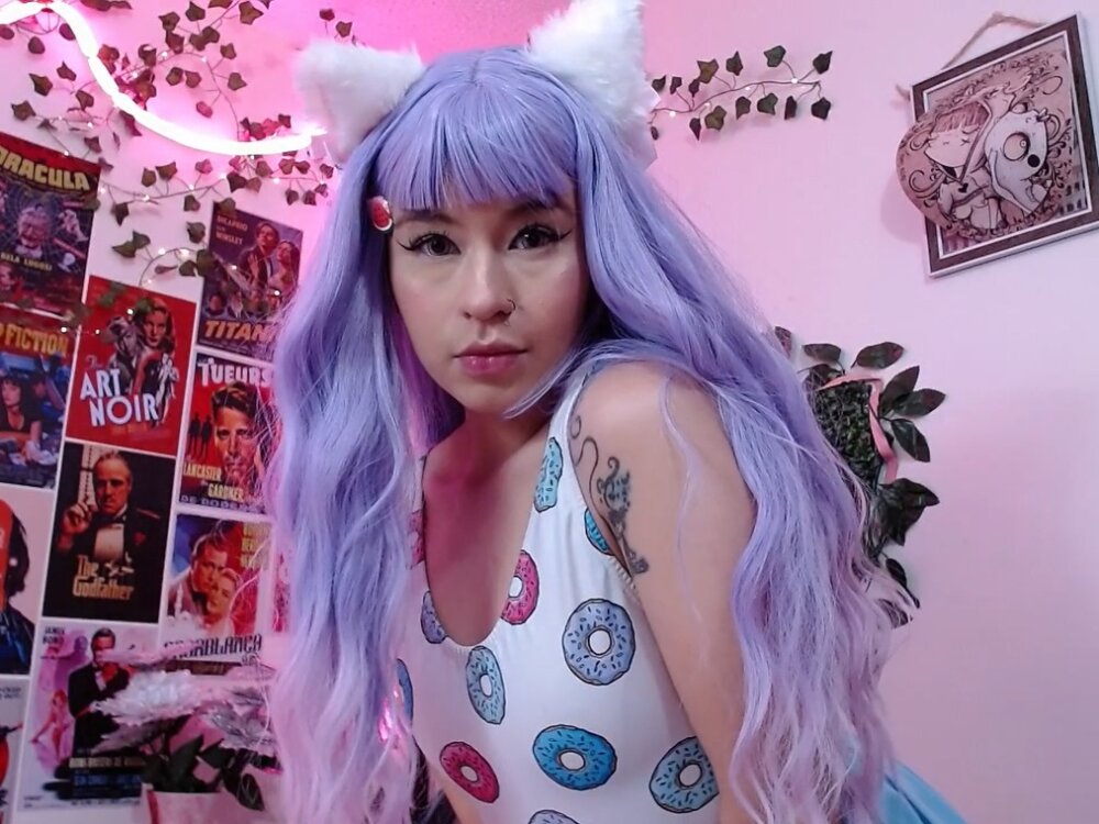 kitty_roxy