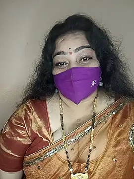 neelu-hoty