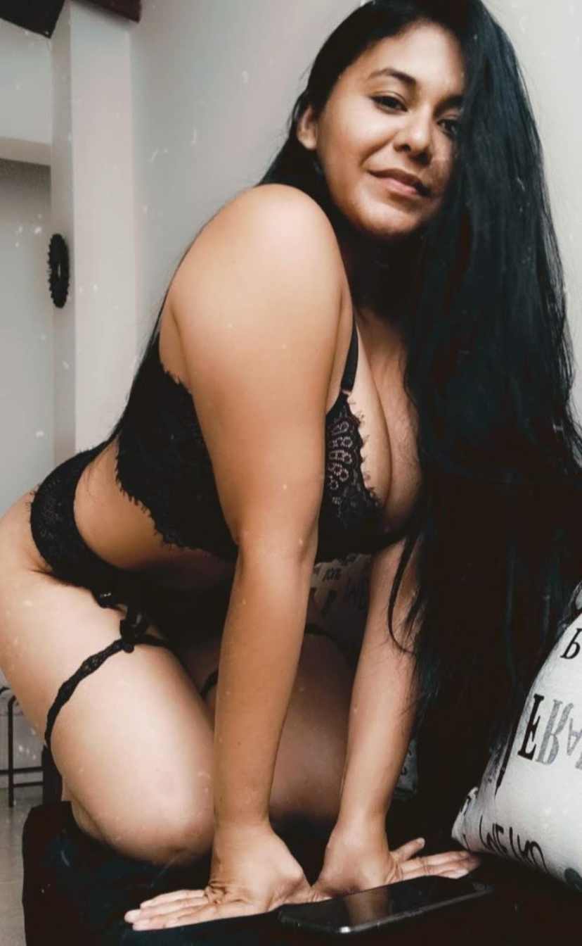 pleasureMyAss-