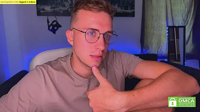 tommy_cumfinger
