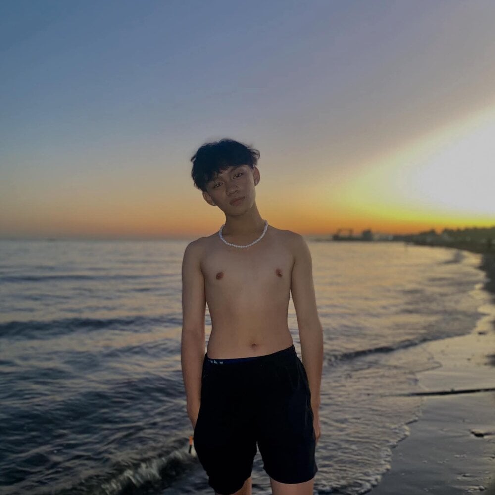 urasiantwinkbigcock